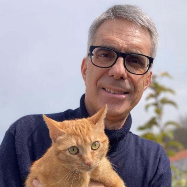 La Dott.ssa Annaluce Costabile dello studio Neurologo Veterinario Napoli - Mater Dei Vet